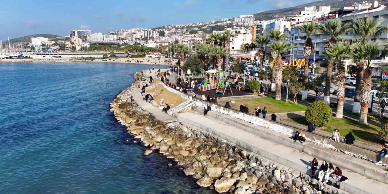 Kuşadası’nda ocak ayında bahar havası