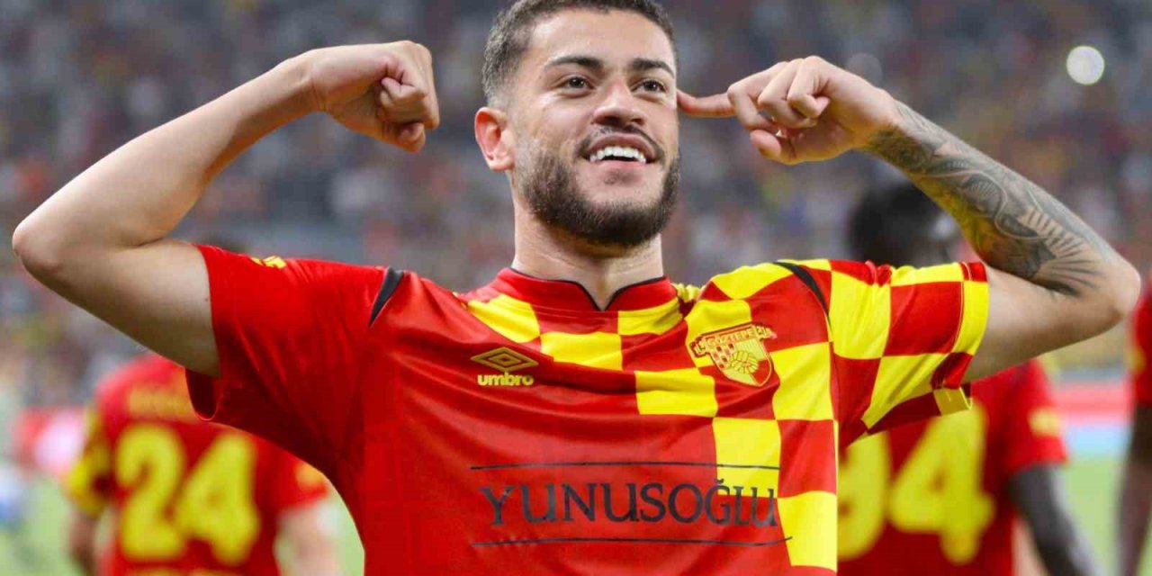 Göztepeli Romulo, 3 büyükler karşısında dikkatleri çekti