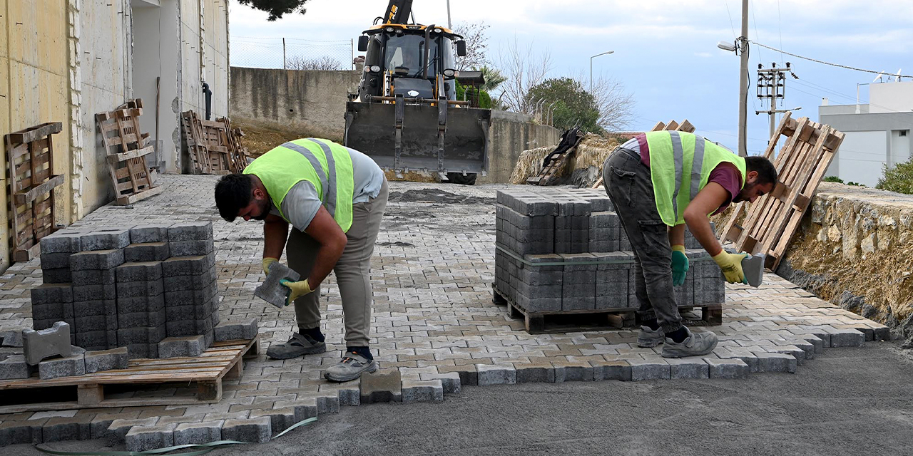 Kuşadası’nda yol çalışmaları 2025’te de devam ediyor