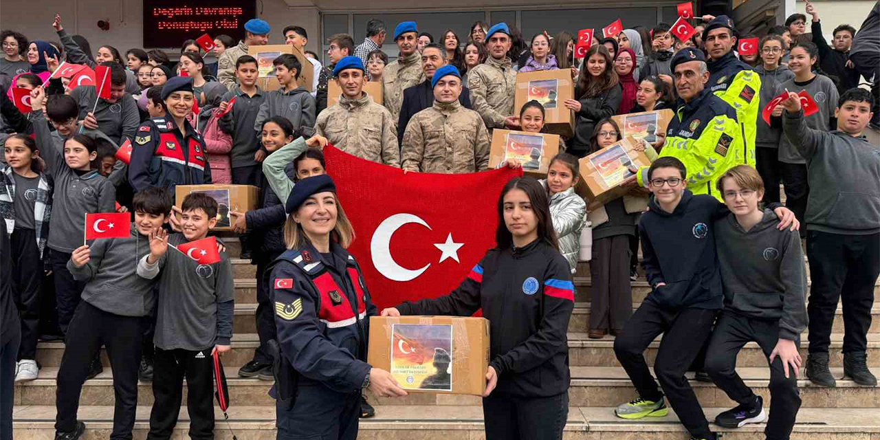 Lise öğrencilerinden Mehmetçiğe anlamlı destek