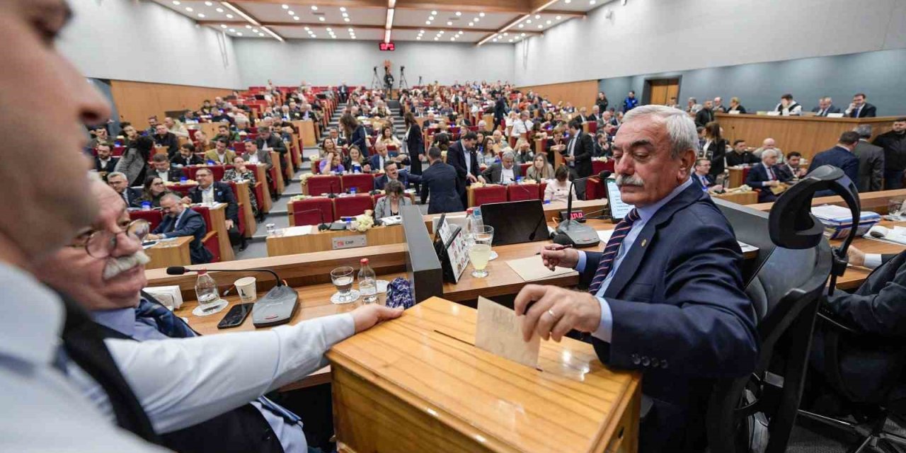 Kentsel dönüşümde hak sahipleri için 12 bin TL’lik kira önergesi