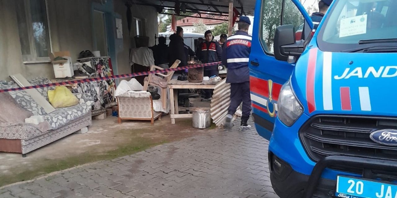 Yaşlı adam iki yerinden vurulmuş halde ölü olarak bulundu