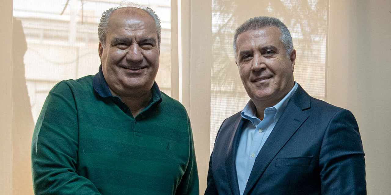 ARYA yönetiminde bayrak değişimi