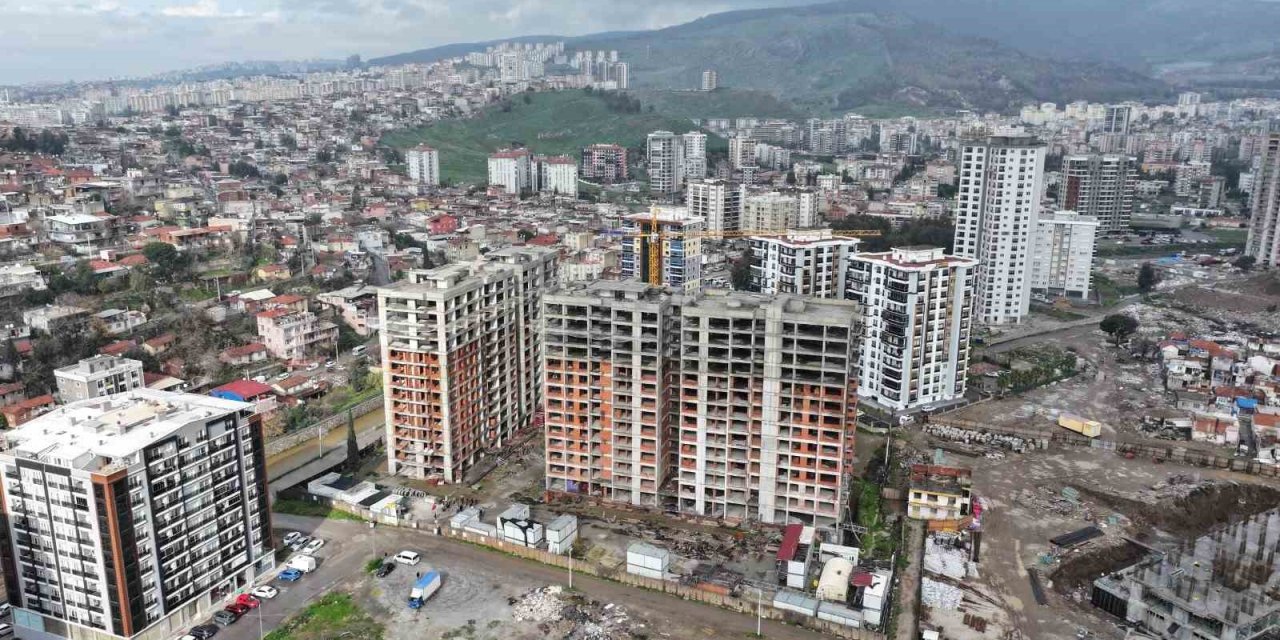 Örnekköy’de kentsel dönüşüm için imzalar atıldı