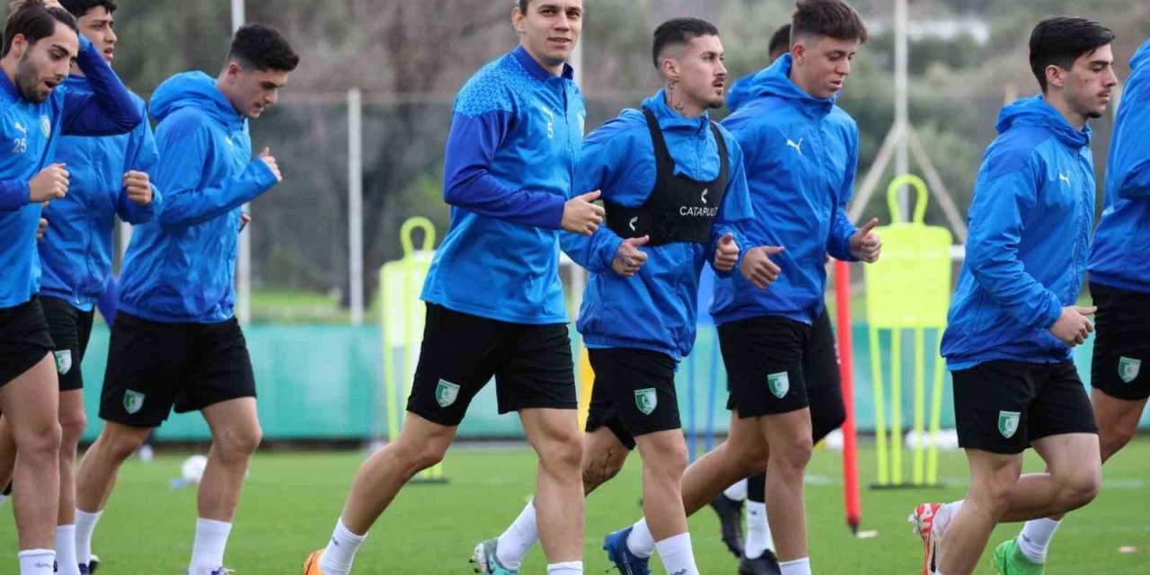 Volkan Demirel: “Transferde faydalı olabilecek arkadaşları getirmeye çalışacağız”