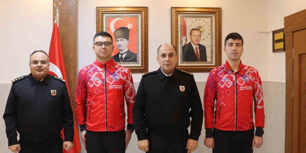 İl Jandarma Komutanı Aldemir, Jandarma Gücü Komutanlığı temsilcilerini ağırladı