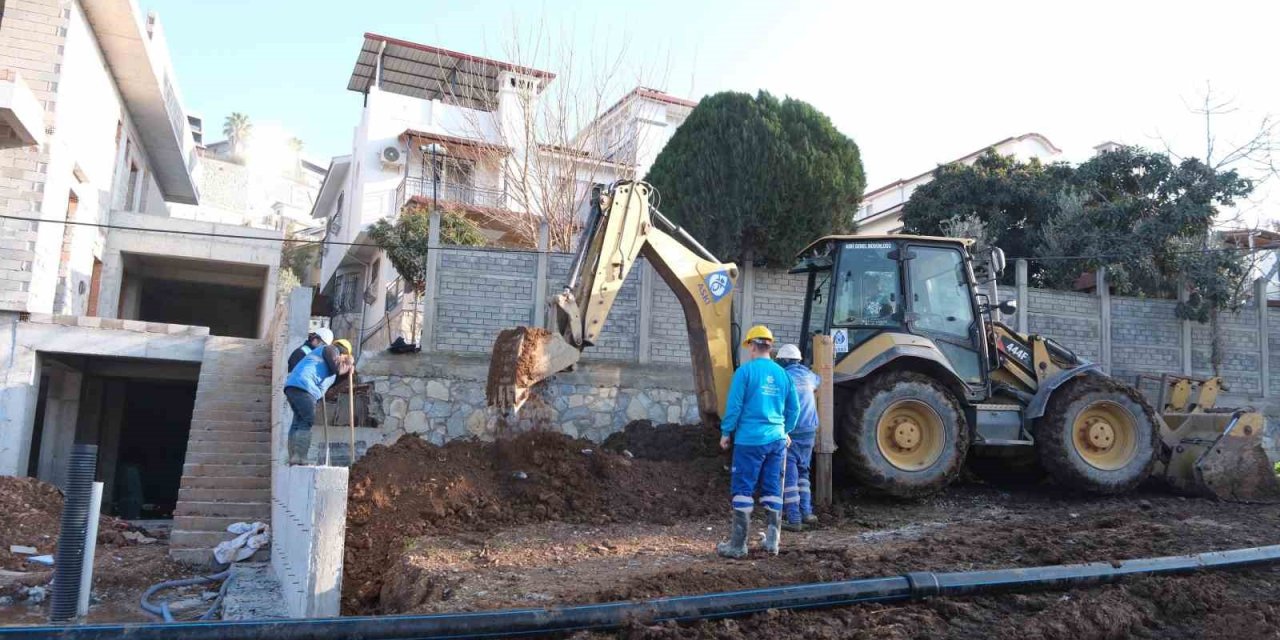 Büyükşehir’in Kuşadası’ndaki altyapı çalışmaları hız kesmiyor