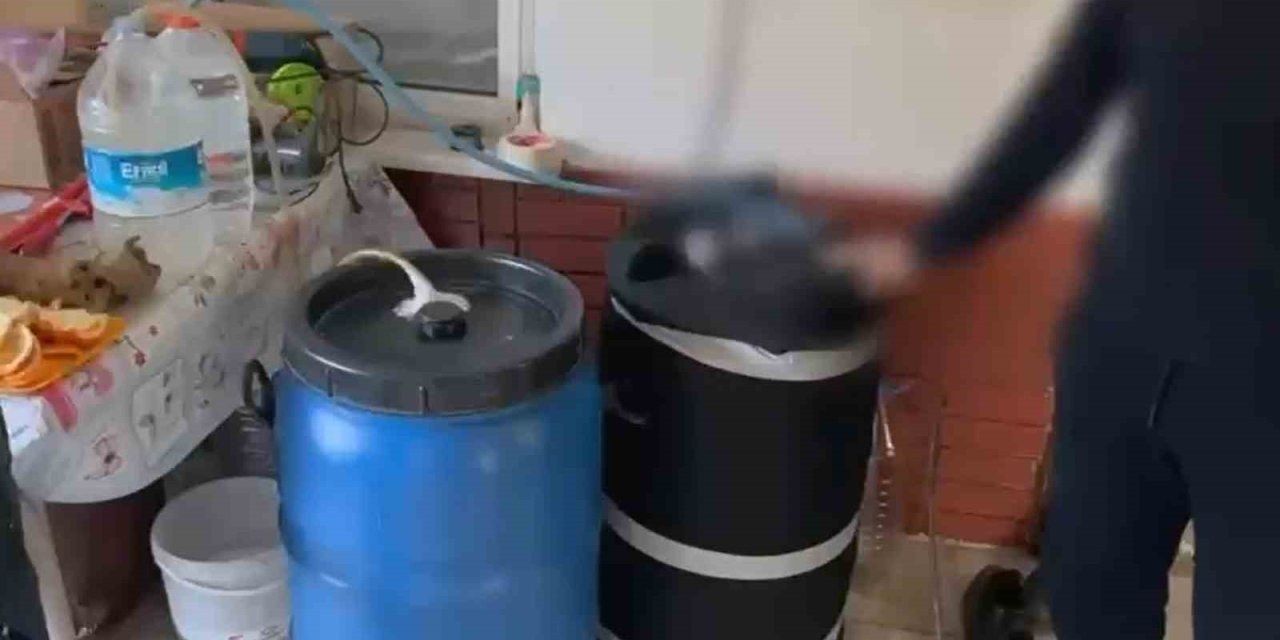 Marmaris’te 400 litre kaçak rakı ele geçirildi
