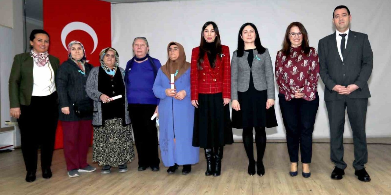 Bayraklı’da farkındalık semineri