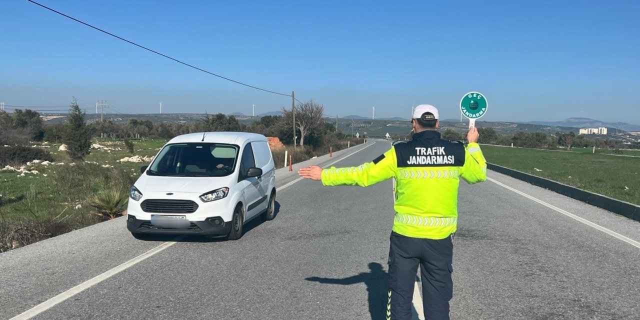 Jandarmadan mikro İHA ile hava destekli trafik denetimi