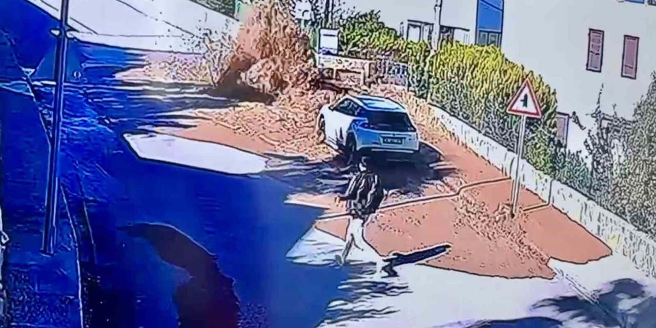 Bodrum’da ana su hattı bomba gibi patladı