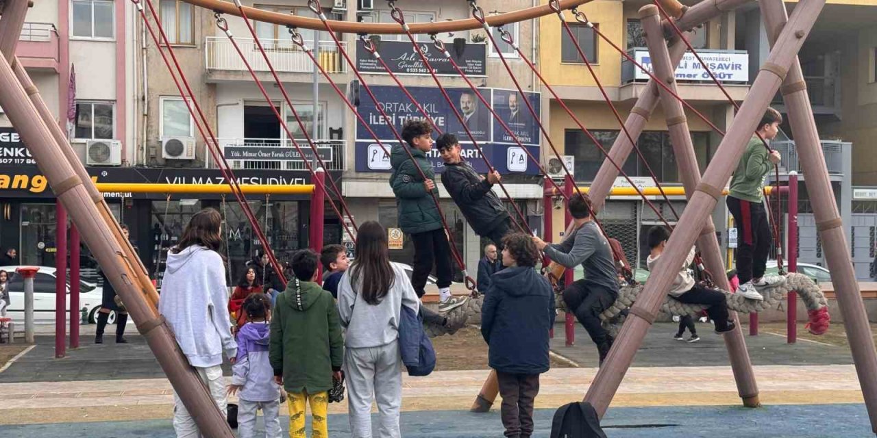 Yarıyıl tatilinde parklar doldu