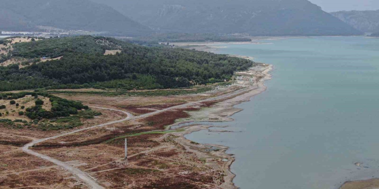 İzmir’de kuraklık tehlikesi; barajlarda su miktarı kritik seviyede