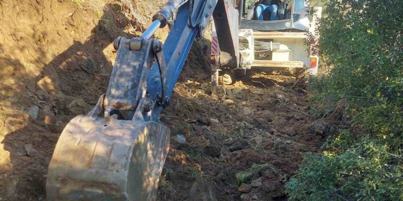 Başkan Özel, vatandaşların taleplerini yerine getirmeye devam ediyor