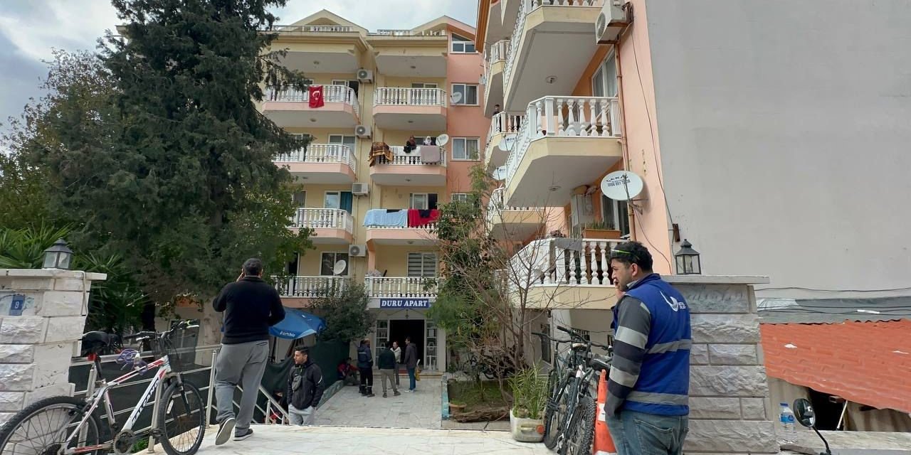 Marmaris’te depreme dayanıksız bina tahliye edildi