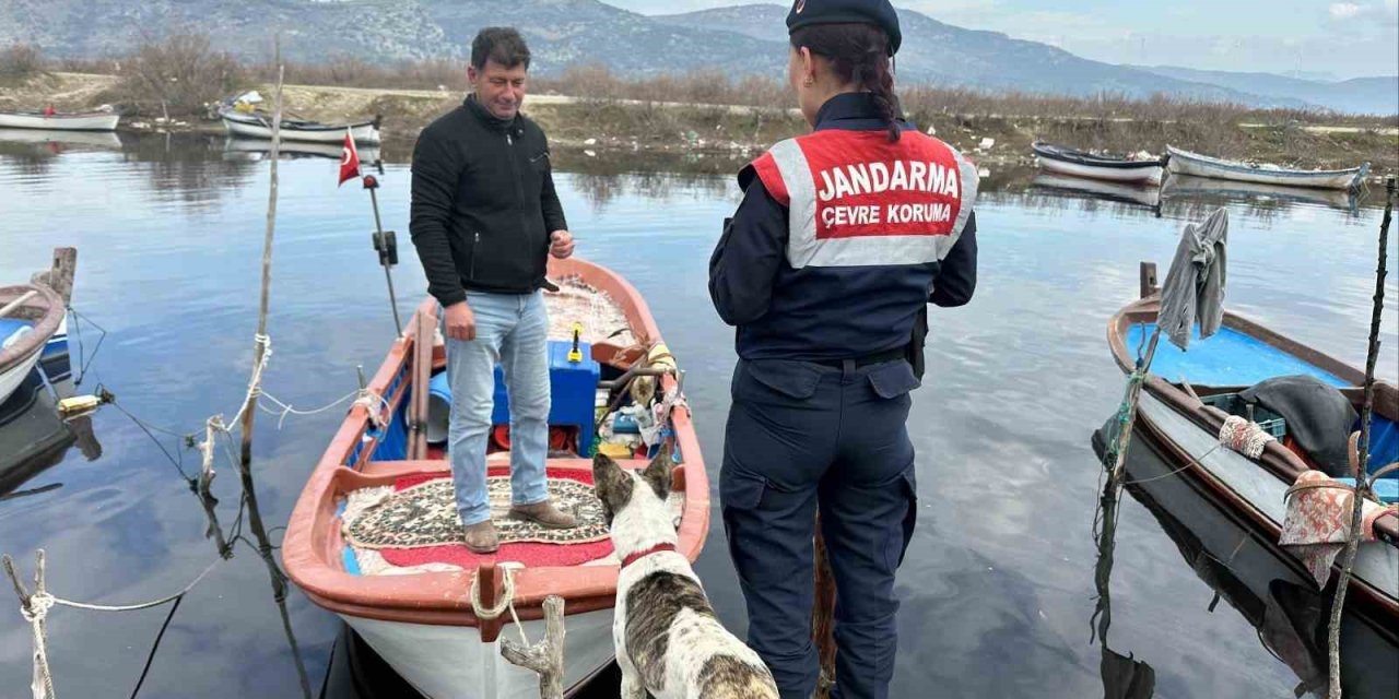 Jandarma ekiplerinden Bafa Gölü’nde kontrol