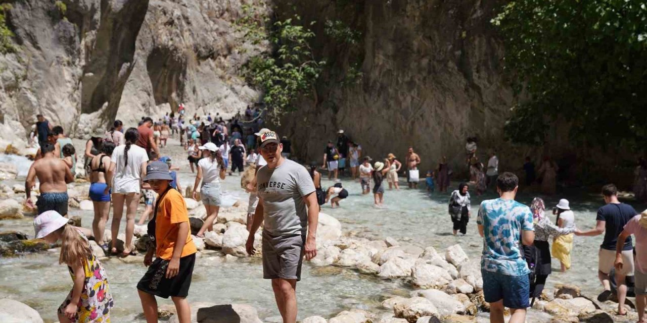 Saklıkent Kanyonu’nu 590 bin kişi ziyaret etti