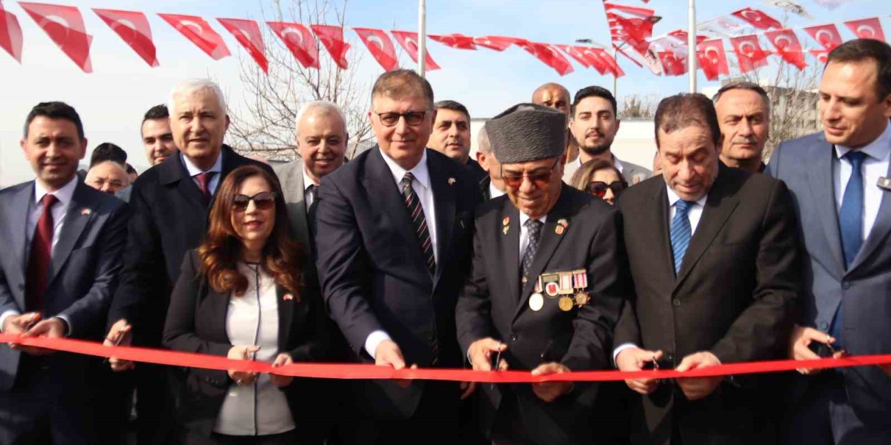 Kuzey Kıbrıs Türk Cumhuriyeti Parkı İzmir’de törenle açıldı