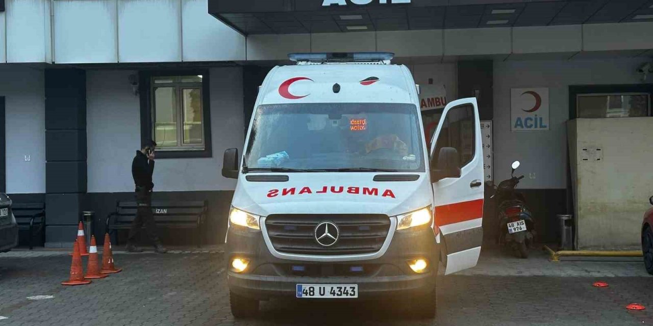 Milas’ta balkondan düşen 2 yaşındaki bebek yaralandı