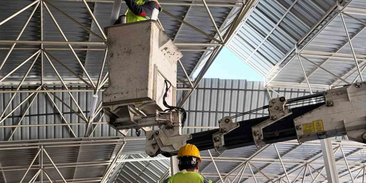 Pazarcılar istedi, Başkan Köksal yaptı