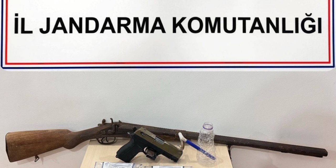 Denizli’de jandarma uyuşturucu tacirlerine geçit vermiyor