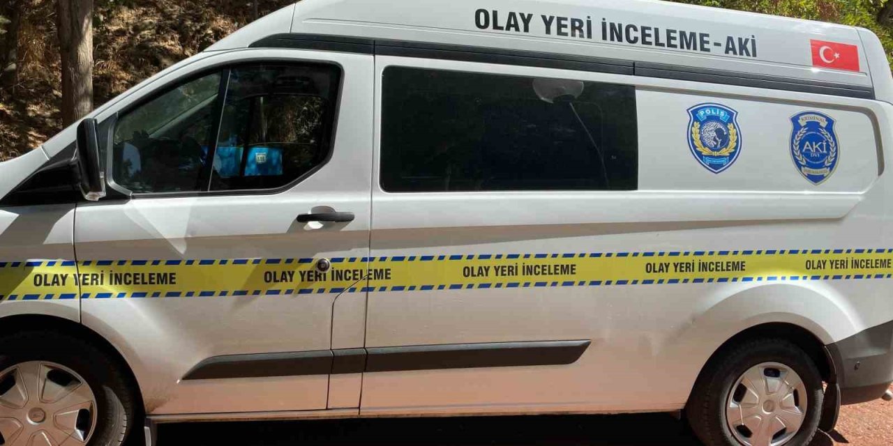 Çatıda çalışırken rahatsızlanan şahıs hayatını kaybetti