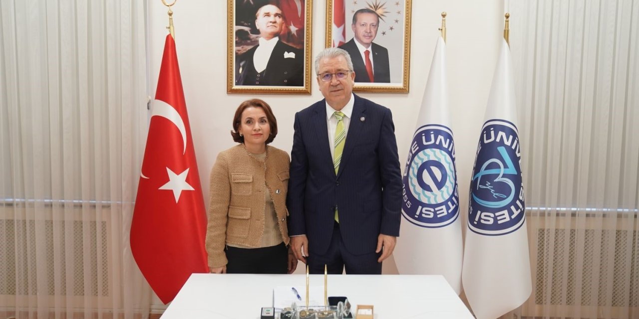 EÜ’nün ’Sakinleştirici Bebek Battaniyesi’ buluşu ’Faydalı Model’ olarak tescillendi