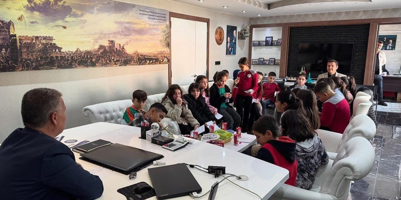 Buharkentli minikler belediyeyi yakından tanıdı