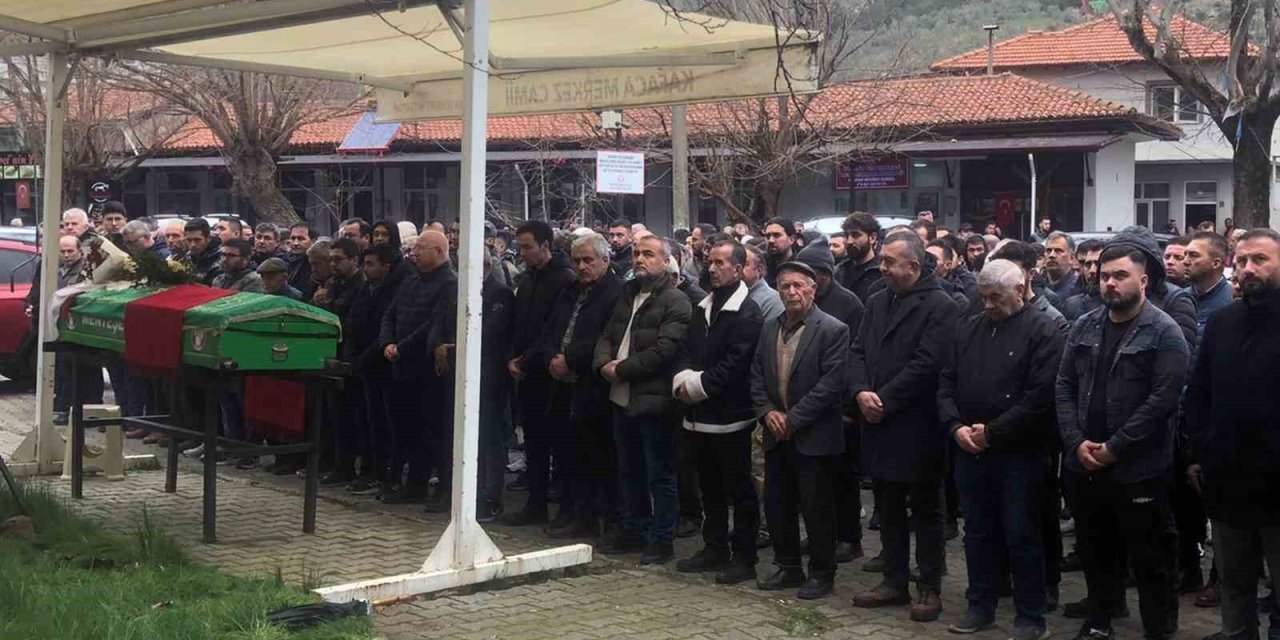 Özge hemşire toprağa verildi