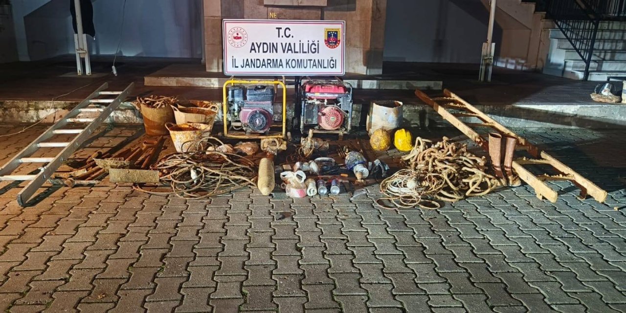 Kaçak kazı yapan 10 şüpheli jandarmaya takıldı