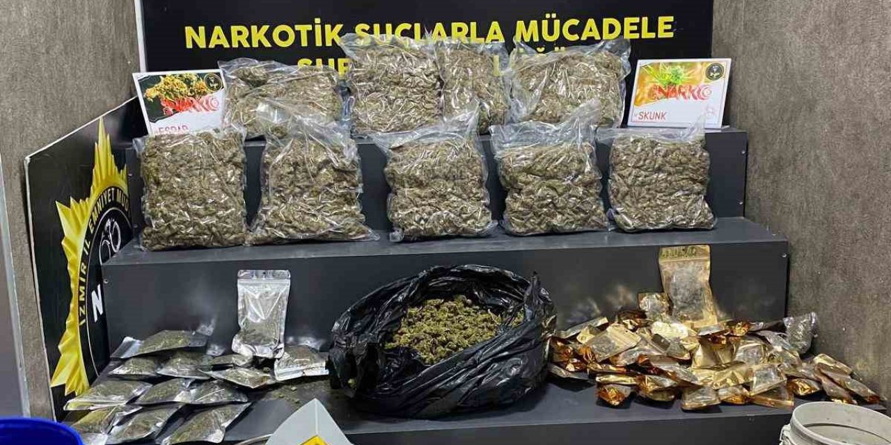 İzmir’de iki uyuşturucu operasyonunda 3 tutuklama