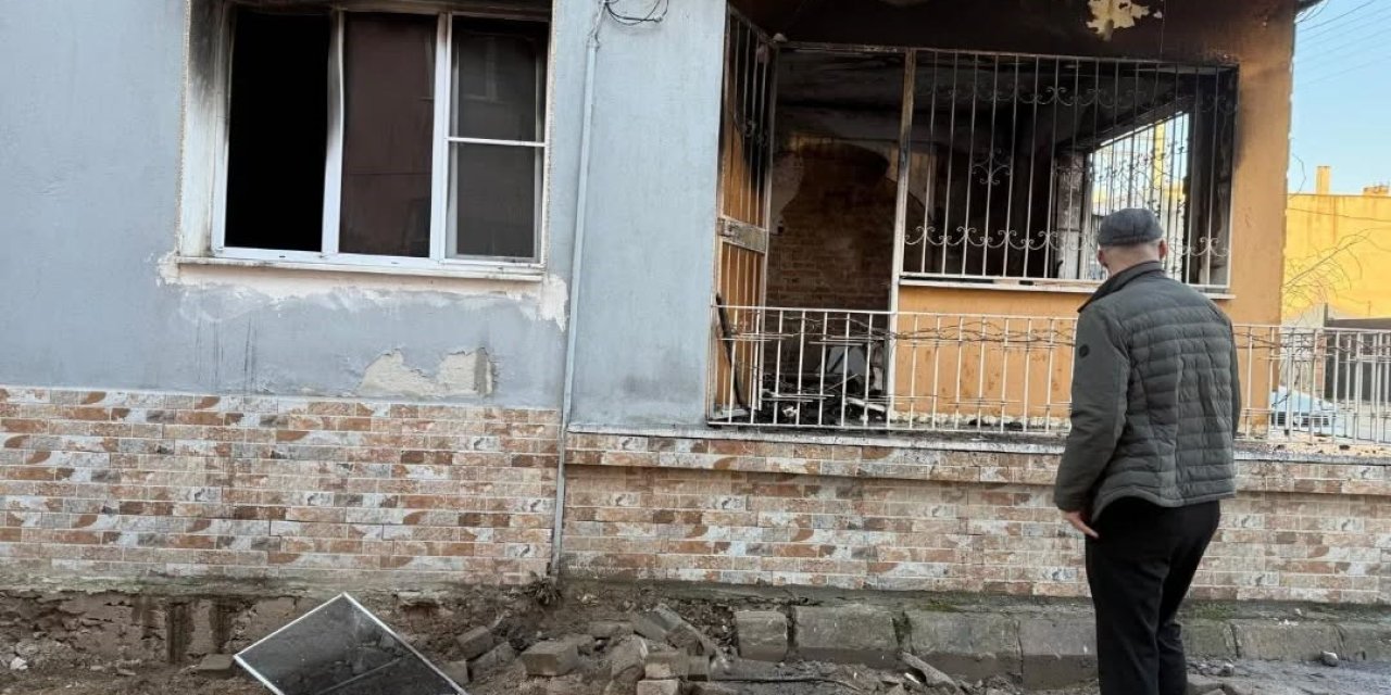 Başkan Zencirci, evi yanan aileyi unutmadı