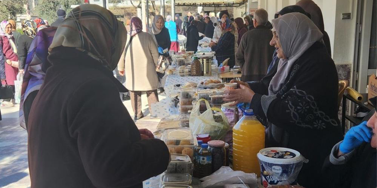 Aydın’da depremzedeler için hayır çarşısı kuruldu