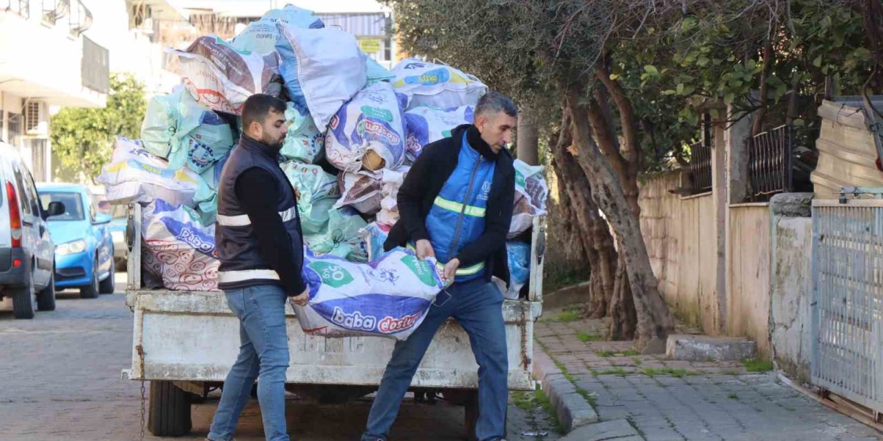 Başkan Tetik yürekleri ısıtmaya devam ediyor