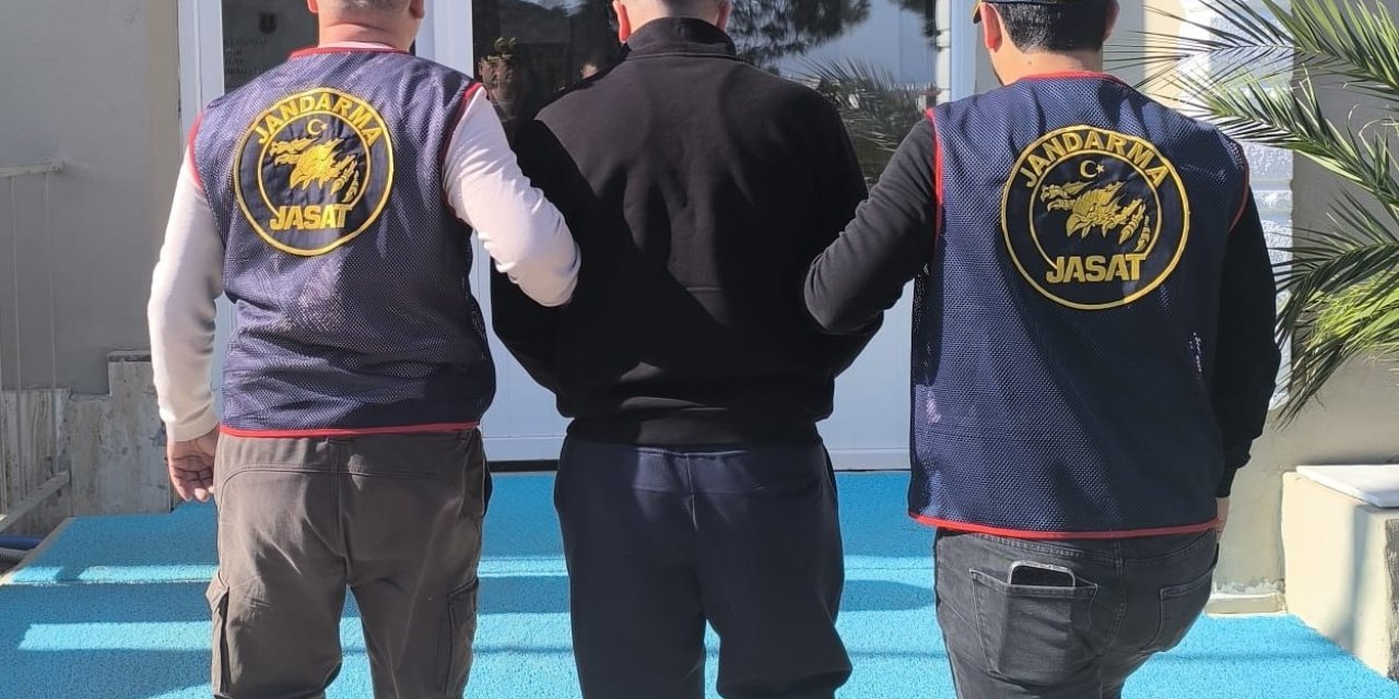 Çeşme JASAT’tan operasyon: 25 yıl hapis cezası bulunan şahıs yakalandı