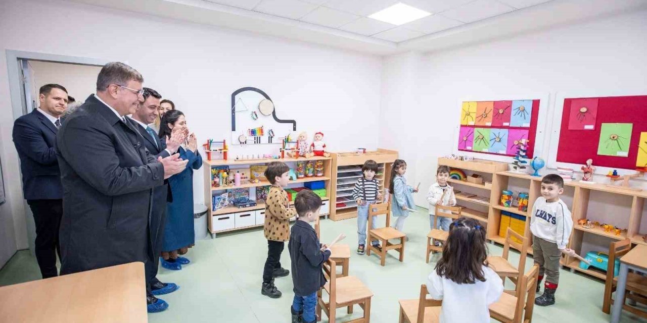 Başkan Tugay Yamanlar’da 20’nci çocuk etkinlik merkezinin açılışını yaptı