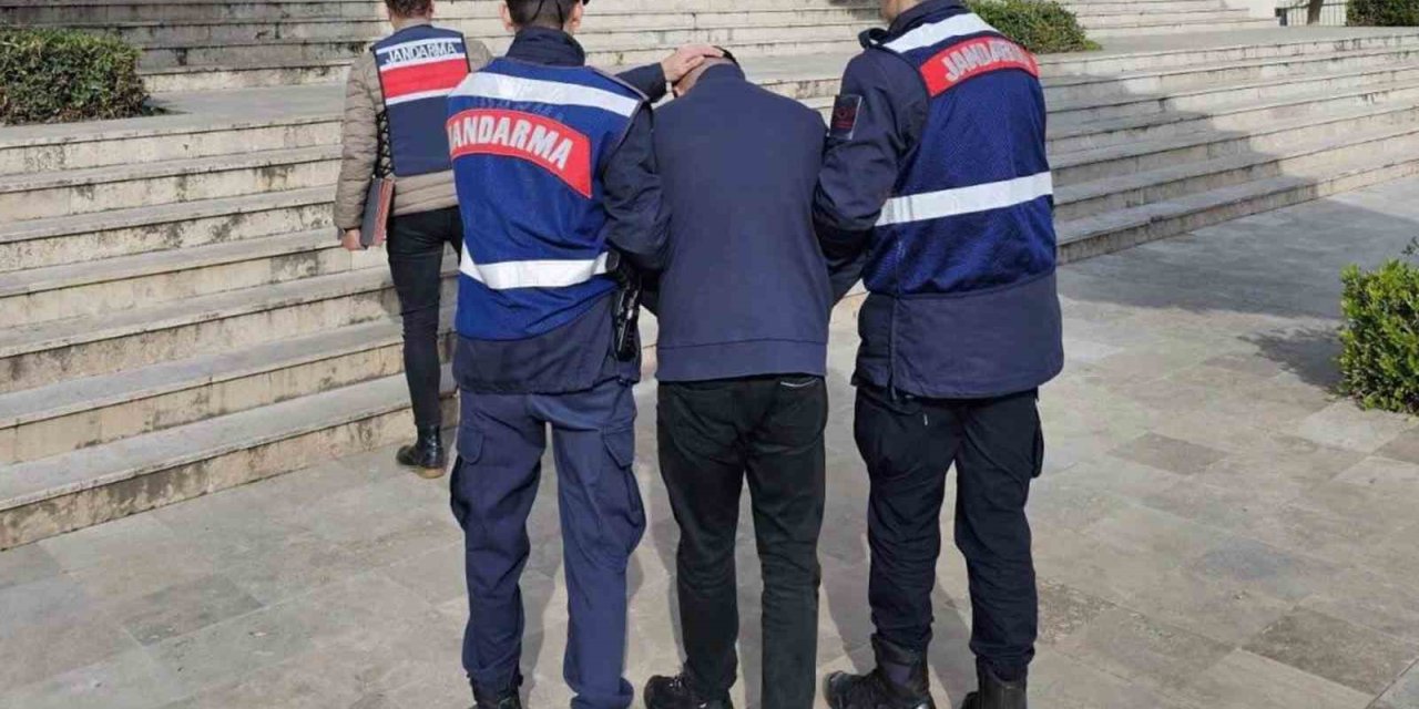 Kesinleşmiş hapis cezası bulunan üç kişi yakalandı