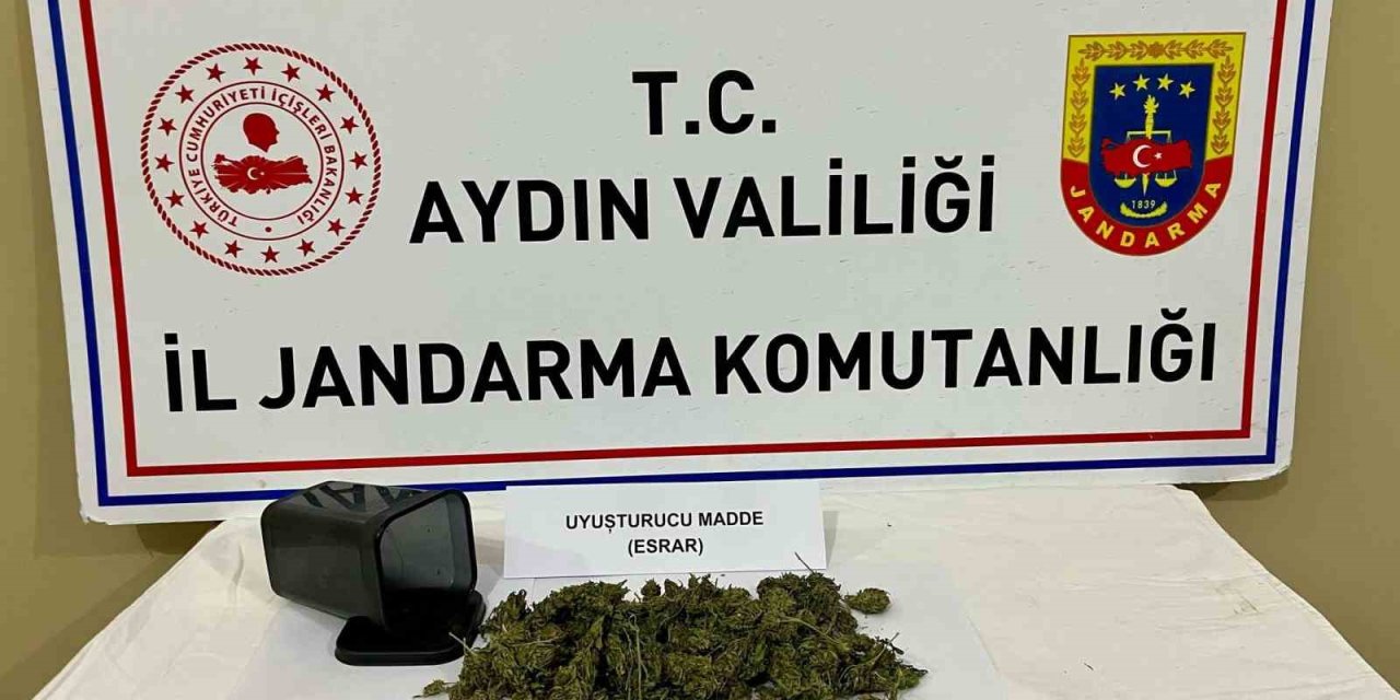 Ormanlık alanda gizlenen uyuşturucu, jandarmanın dikkatinden kaçmadı