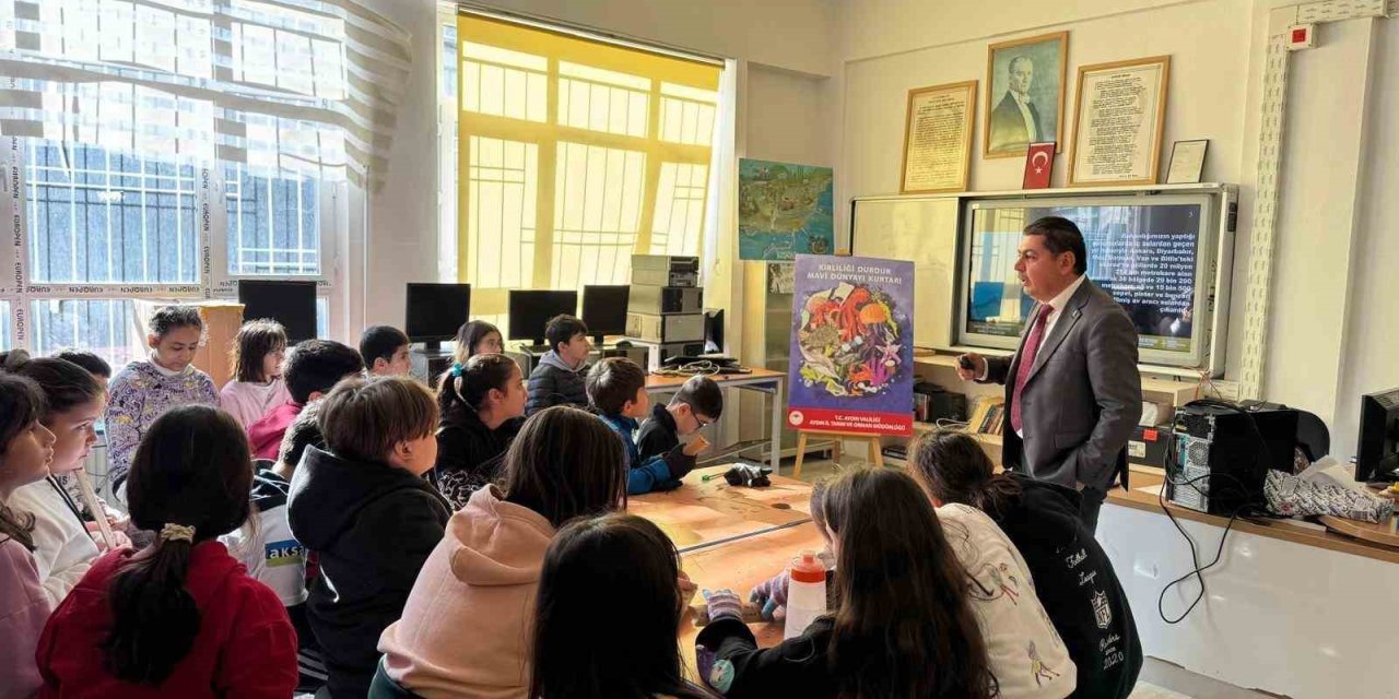 Öğrencilere yönelik deniz ekosistemini koruma eğitimi düzenlendi