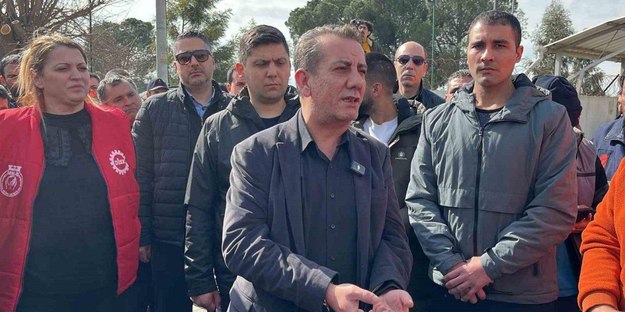 Efeler Belediyesi'nde iş bırakma eylemi