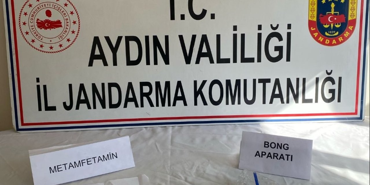 Jandarma ekipleri uyuşturucuya geçit vermiyor