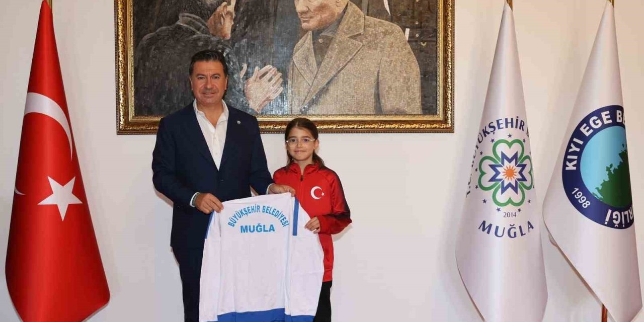 Büyükşehir Sporcusu Masa Tenisi’nde dünya dördüncülüğüne yükseldi