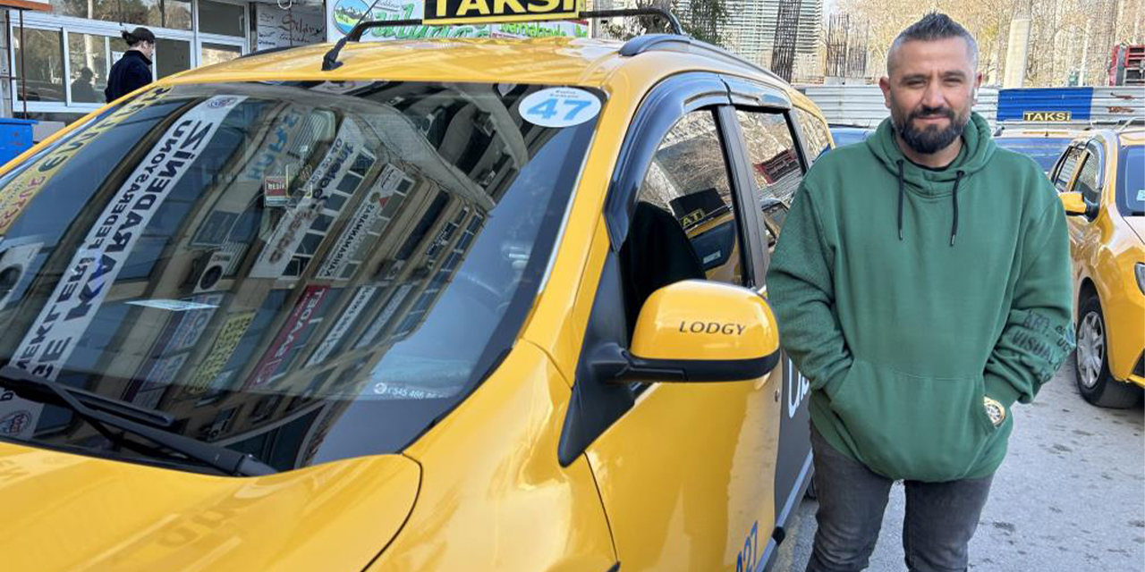 Taksici, unutulan telefonu filmleri aratmayacak takiple Filipinli turiste ulaştırdı