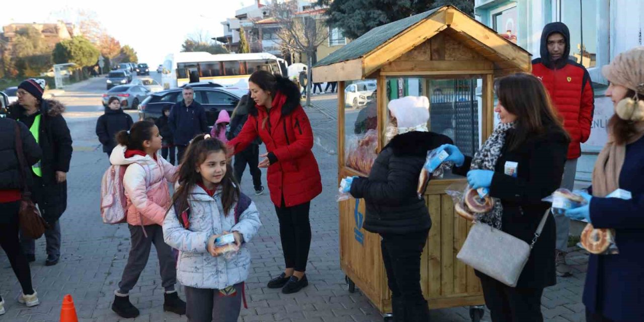 Güzelbahçe personelinden imece örneği