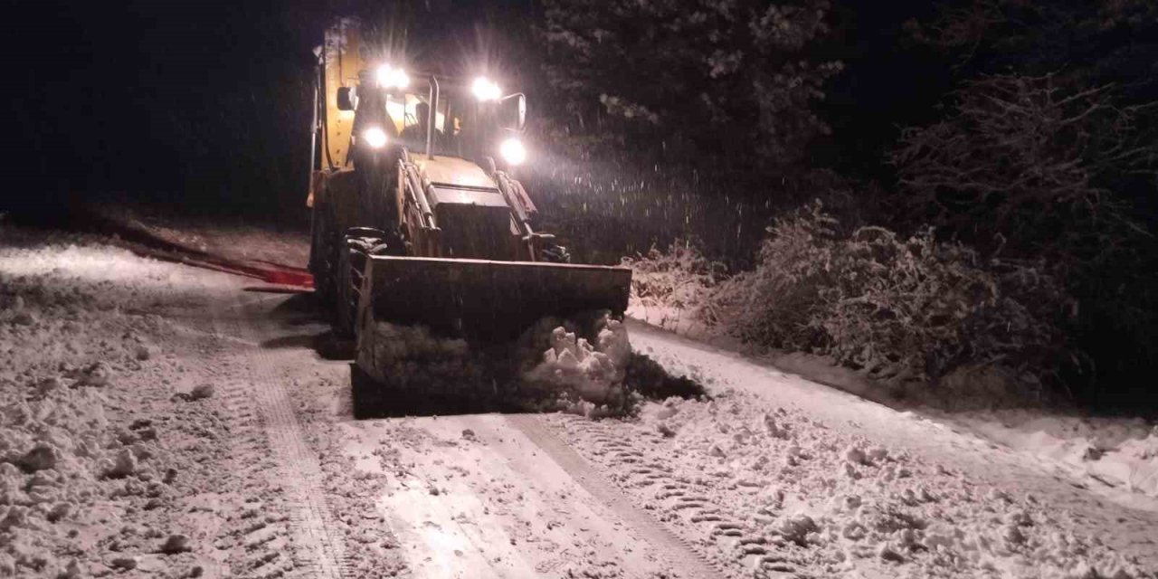 Başkan Çerçioğlu: "Karla mücadele çalışmalarımız devam ediyor"