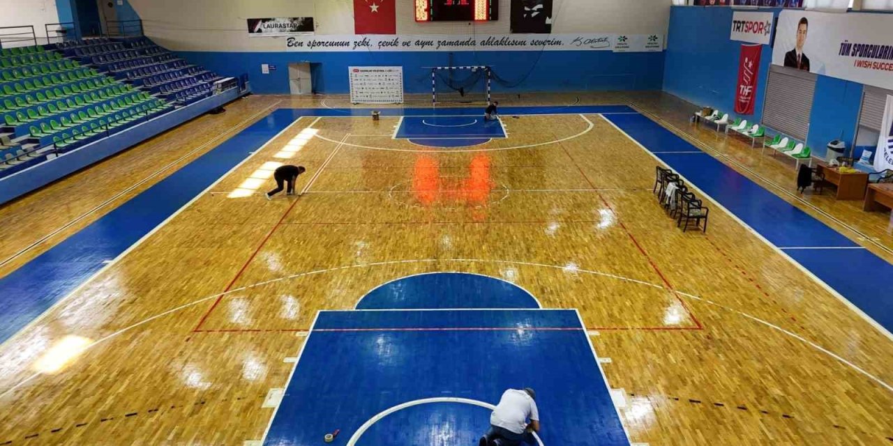 Binnaz Karakaya Spor Salonu’nda çalışmalar tamamlandı
