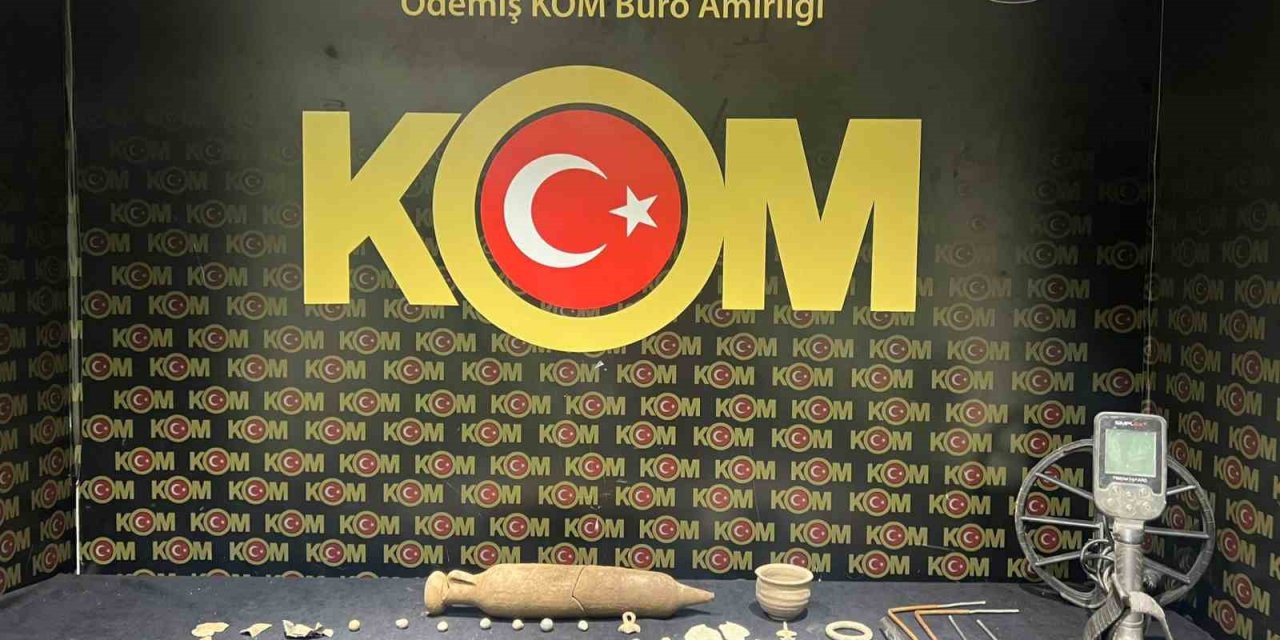 İzmir’de tarihi eser kaçakçılığı operasyonu: 3 gözaltı