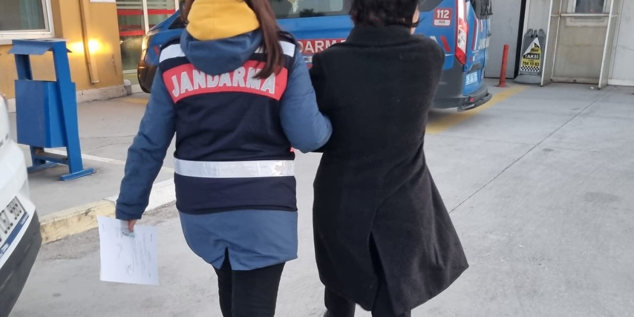 İzmir merkezli DHKP-C operasyonunda 30 gözaltı: Aralarında 12 öğretmen ve kamu çalışanı var