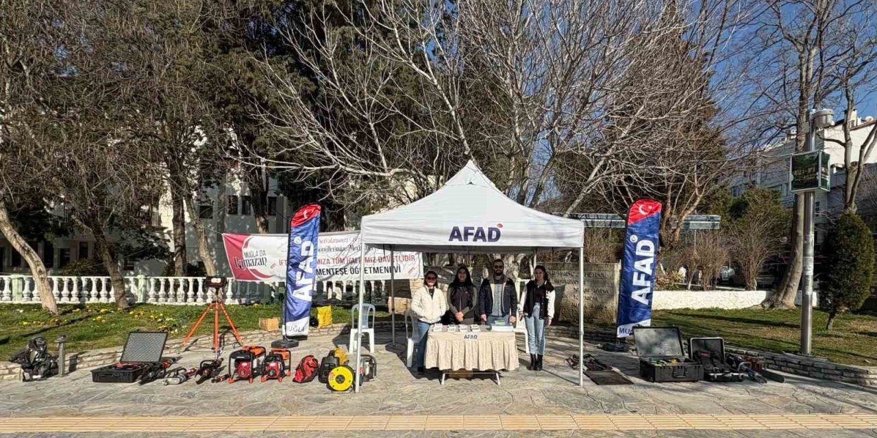 Muğla AFAD Müdürlüğü’nden deprem haftası farkındalık standı