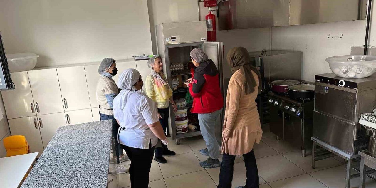 Menteşe’de 42 kantin ve 25 yemekhane denetlendi